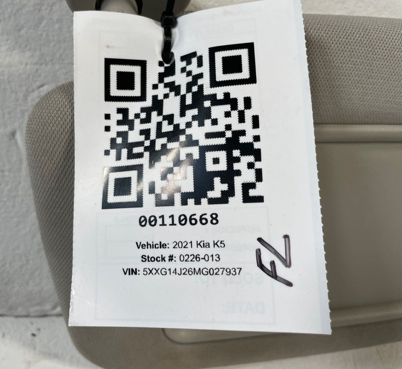 Load image into Gallery viewer, 2021-2026 KIA K5 FRONT LEFT DRIVER SIDE SUN VISOR SUNVISOR 85210-L3020DN #110668
