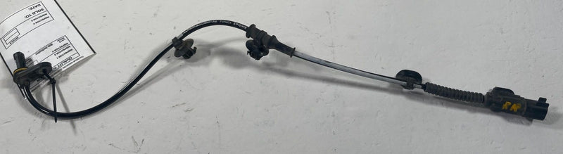 Load image into Gallery viewer, 19-23 FORD RANGER REAR LEFT OR RIGHT SIDE ABS WHEEL SPEED SENSOR 2.3L # 112189
