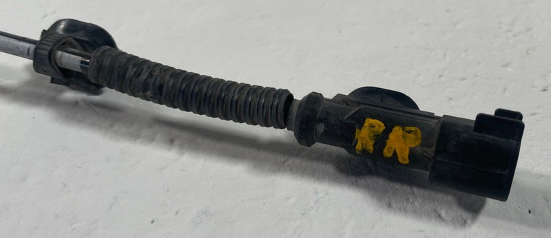 Load image into Gallery viewer, 19-23 FORD RANGER REAR LEFT OR RIGHT SIDE ABS WHEEL SPEED SENSOR 2.3L # 112189
