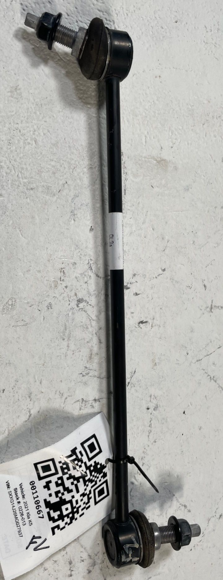 Load image into Gallery viewer, 21-26 KIA K5 FRONT LEFT OR RIGHT STABILIZER SWAY ANTI ROLL BAR END LINK # 110667
