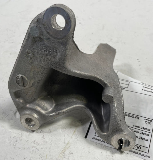 2019 - 2025 HONDA PASSPORT FRONT ENGINE SUPPORT FRAME MOUNT BRACKET