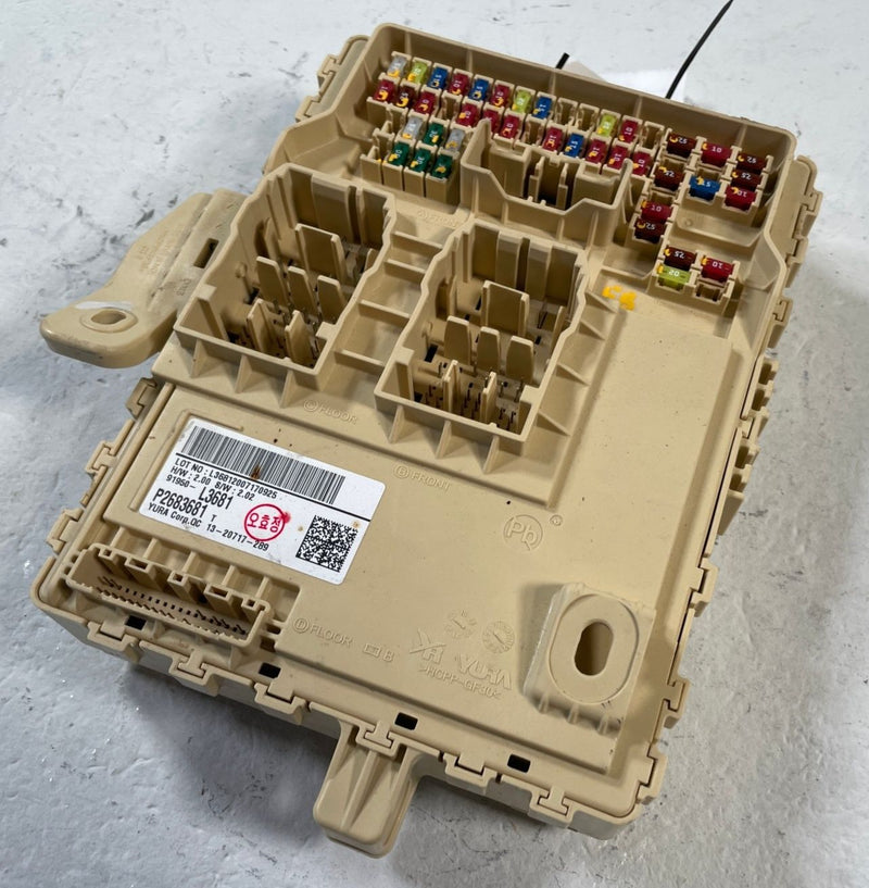 Load image into Gallery viewer, 2021-24 KIA K5 UNDER DASH FUSE RELAY CABIN JUNCTION BOX 1.6L 91950L3681 # 110633
