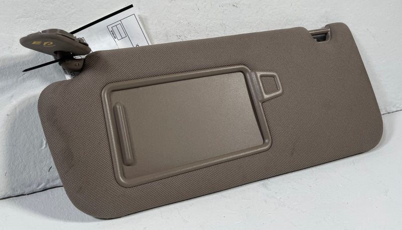 Load image into Gallery viewer, 2021-23 HYUNDAI SANTA FE FRONT LEFT DRIVER SIDE SUNVISOR SUN VISOR 2.5L # 107911
