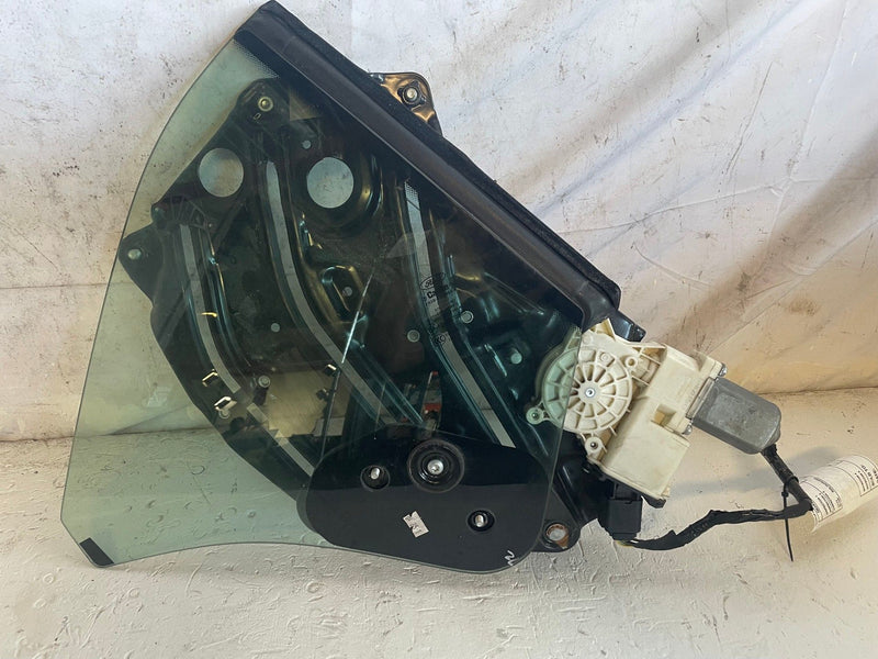 Load image into Gallery viewer, 2015-2023 FORD MUSTANG RWD REAR RIGHT WINDOW REGULATOR QUARTER GLASS # 113576
