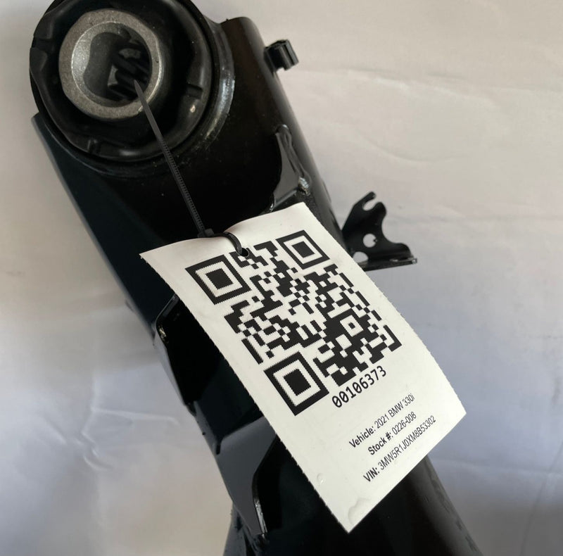 Load image into Gallery viewer, 2021-2025 BMW 330I G20 RWD REAR SUSPENSION SUBFRAME CROSSMEMBER CRADLE # 106373
