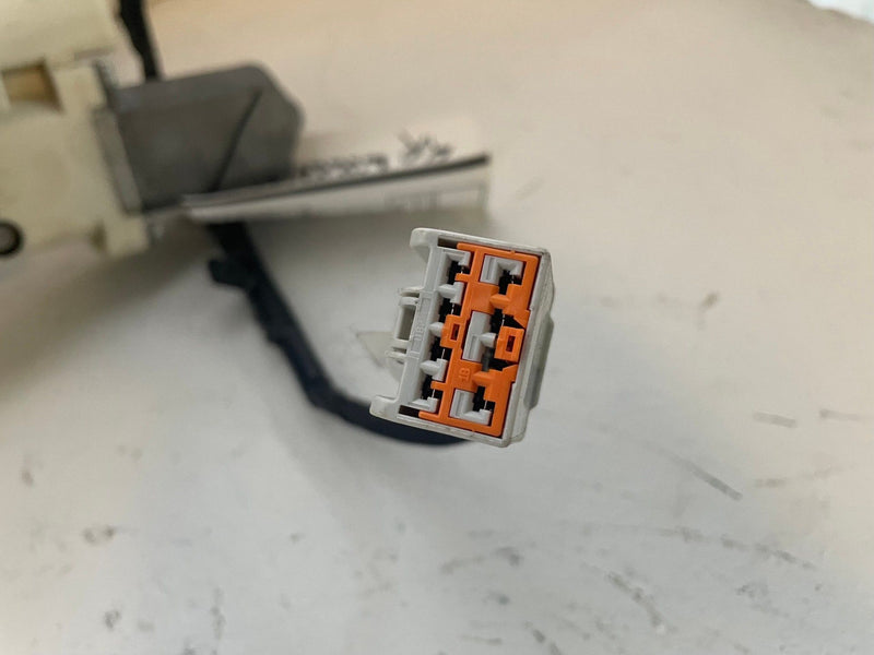 Load image into Gallery viewer, 2015-2023 FORD MUSTANG RWD REAR RIGHT WINDOW REGULATOR QUARTER GLASS # 113576
