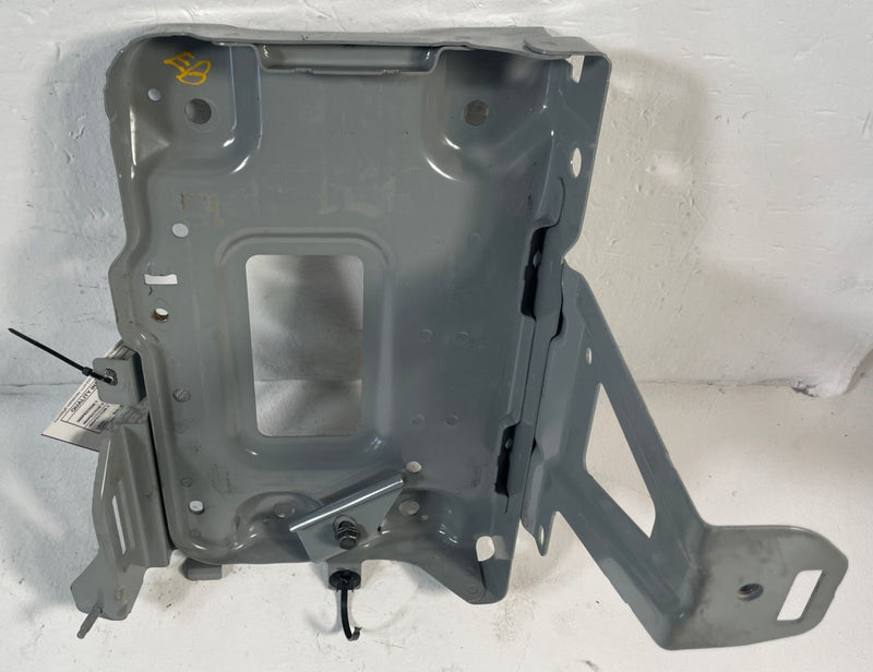 Load image into Gallery viewer, 19-25 INFINITI QX50 QX55 BATTERY TRAY HOLDER MOUNT SUPPORT BRACKET # 106549
