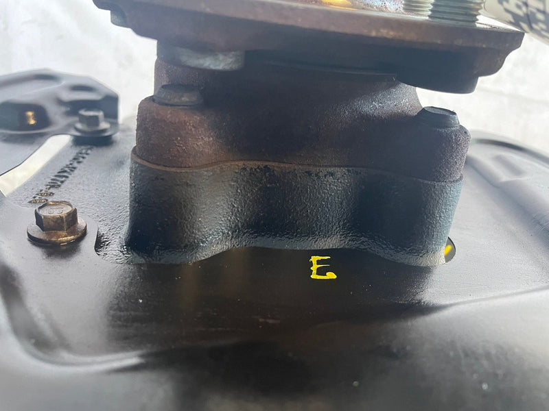 Load image into Gallery viewer, 2022-2023 FORD MUSTANG RWD FRONT RIGHT PASSENGER SPINDLE KNUCKLE W/ HUB # 113535
