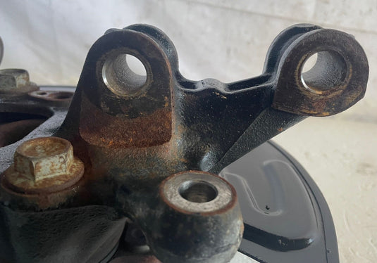 2022-2023 FORD MUSTANG RWD FRONT RIGHT PASSENGER SPINDLE KNUCKLE W/ HUB