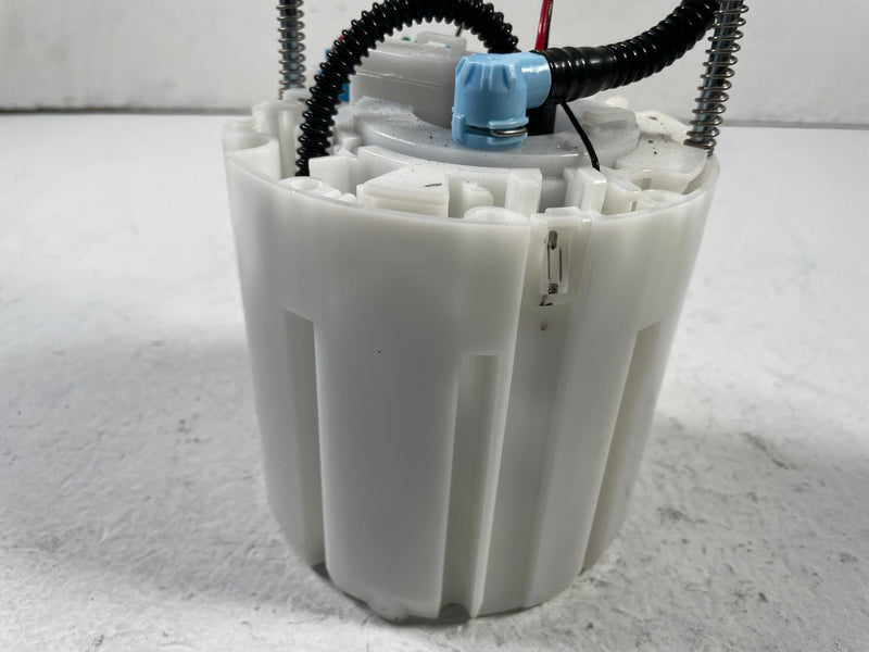 Load image into Gallery viewer, 21-23 HYUNDAI SANTA FE SANTA CRUZ FUEL GAS PUMP SENDING UNIT ASSY 2.5L # 107968
