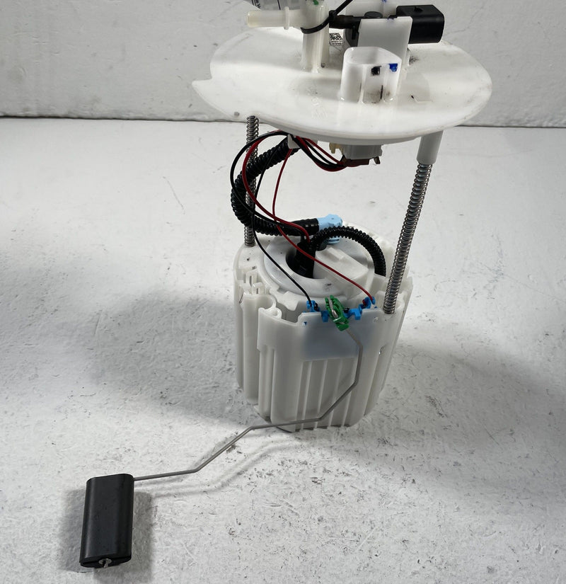 Load image into Gallery viewer, 21-23 HYUNDAI SANTA FE SANTA CRUZ FUEL GAS PUMP SENDING UNIT ASSY 2.5L # 107968
