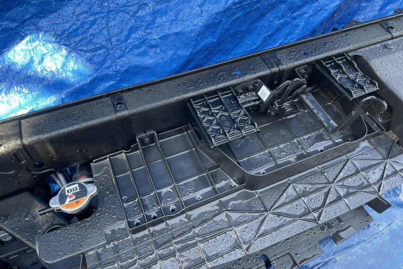 Load image into Gallery viewer, HYUNDAI PALISADE RADIATOR CORE SUPPORT W/COOLING ASSEMBLY 3.8L 2020-2022 #109364
