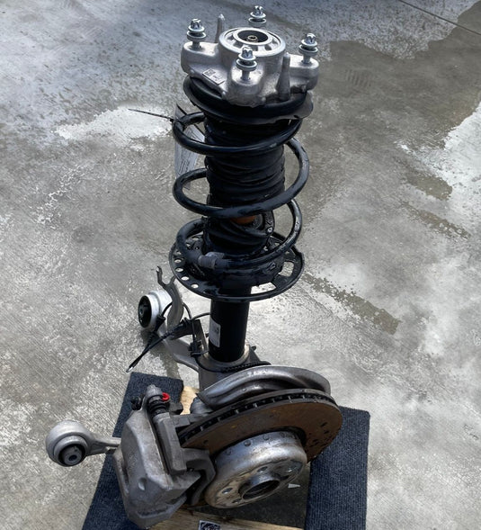 2019-2021 BMW 330i G20 RWD FRONT RIGHT PASSENGER KNEE ASSMEBLY 2.0L
