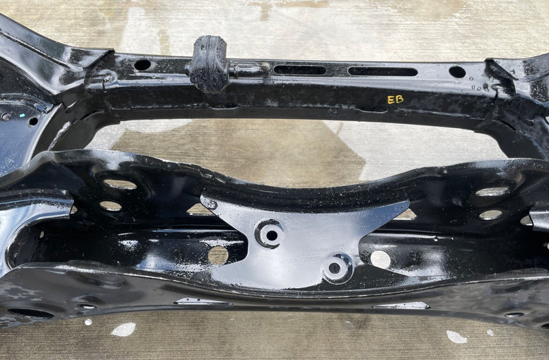 Load image into Gallery viewer, 2021 - 2024 KIA K5 FWD REAR SUBFRAME UNDERCARRIAGE CROSSMEMBER CRADLE # 110719
