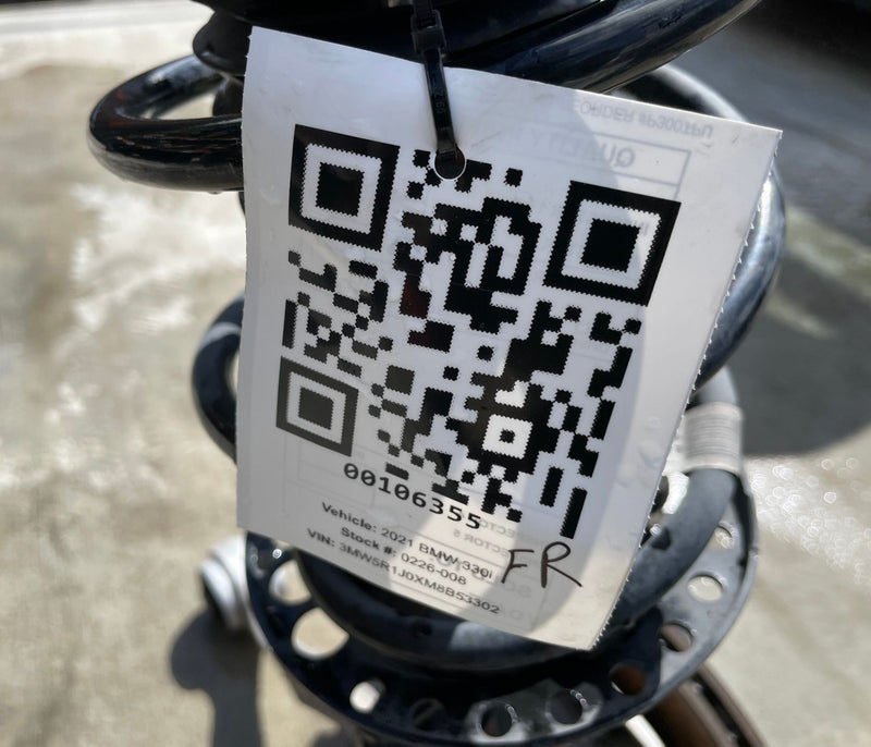 Load image into Gallery viewer, 2019-2021 BMW 330i G20 RWD FRONT RIGHT PASSENGER KNEE ASSMEBLY 2.0L # 106355
