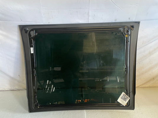 2022-25 HYUNDAI TUCSON FRONT UPPER OVERHEAD SUNROOF SLIDING WINDOW GLASS