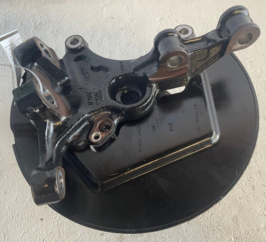 2022-2023 FORD MUSTANG RWD FRONT LEFT DRIVER SIDE SPINDLE KNUCKLE W/ HUB
