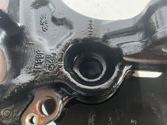2022-2023 FORD MUSTANG RWD FRONT LEFT DRIVER SIDE SPINDLE KNUCKLE W/ HUB