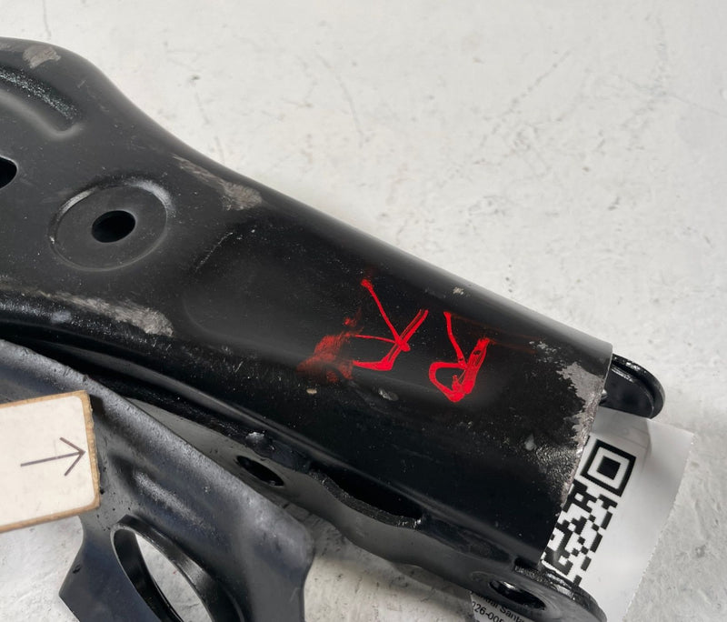 Load image into Gallery viewer, 2021-23 HYUNDAI SANTA FE REAR RIGHT SIDE LOWER CONTROL ARM SPRING PERCH #107946
