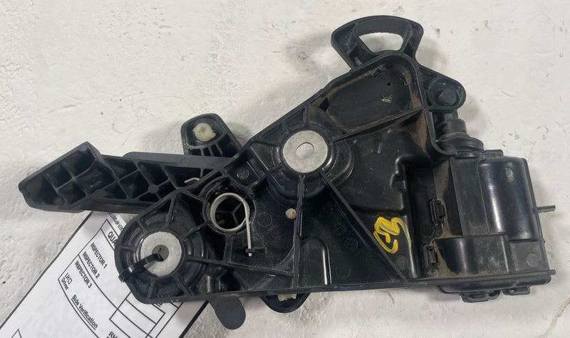 Load image into Gallery viewer, 2019 - 2023 FORD RANGER REAR TAILGATE LATCH LOCK ACTUATOR JB3B-431F94-AD #112140
