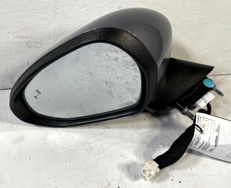 Load image into Gallery viewer, 2021 - 2024 KIA K5 FRONT LEFT DRIVER SIDE VIEW DOOR MIRROR SILVER (ERG) # 110712
