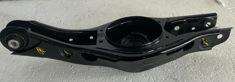 Load image into Gallery viewer, 2022-2026 HYUNDAI TUCSON REAR LEFT SIDE LOWER CONTROL ARM SPRING PERCH # 113051
