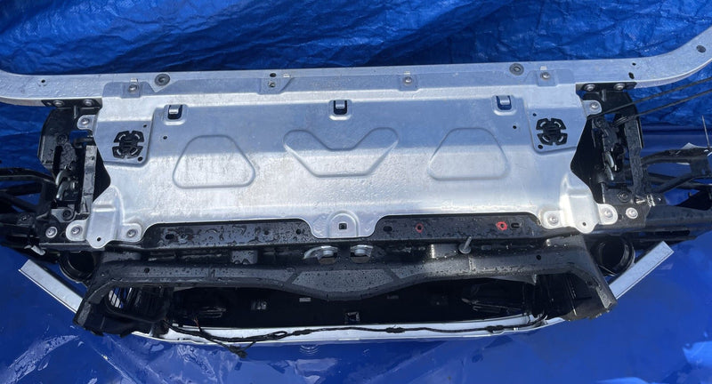 Load image into Gallery viewer, BMW X3 X4 G01 G02 RADIATOR CORE SUPPORT W/ COOLING ASSEMBLY 2.0L 18-24 # 108334
