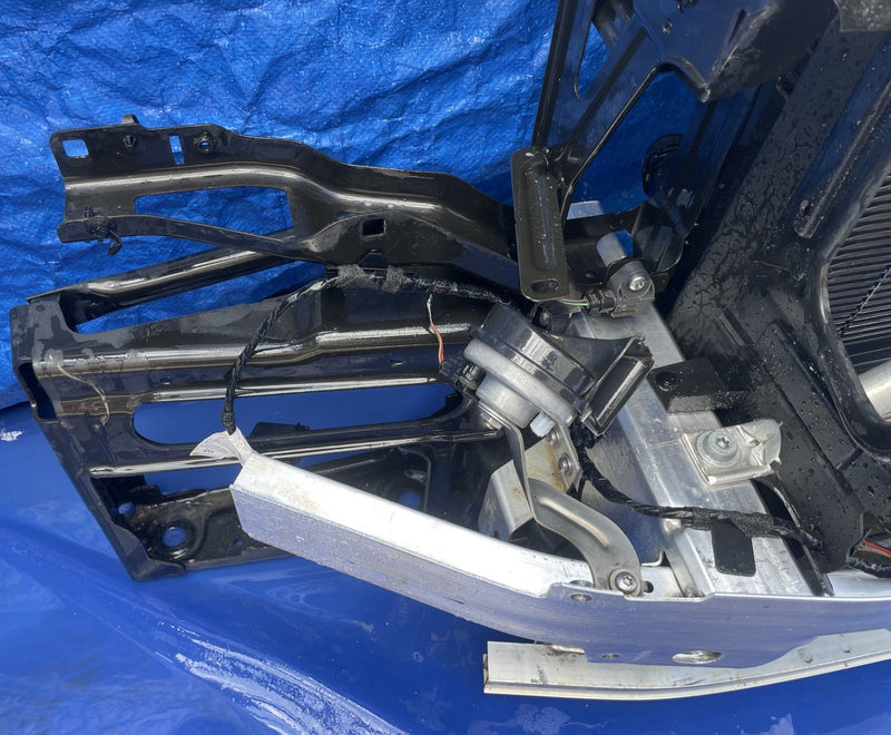 Load image into Gallery viewer, BMW X3 X4 G01 G02 RADIATOR CORE SUPPORT W/ COOLING ASSEMBLY 2.0L 18-24 # 108334
