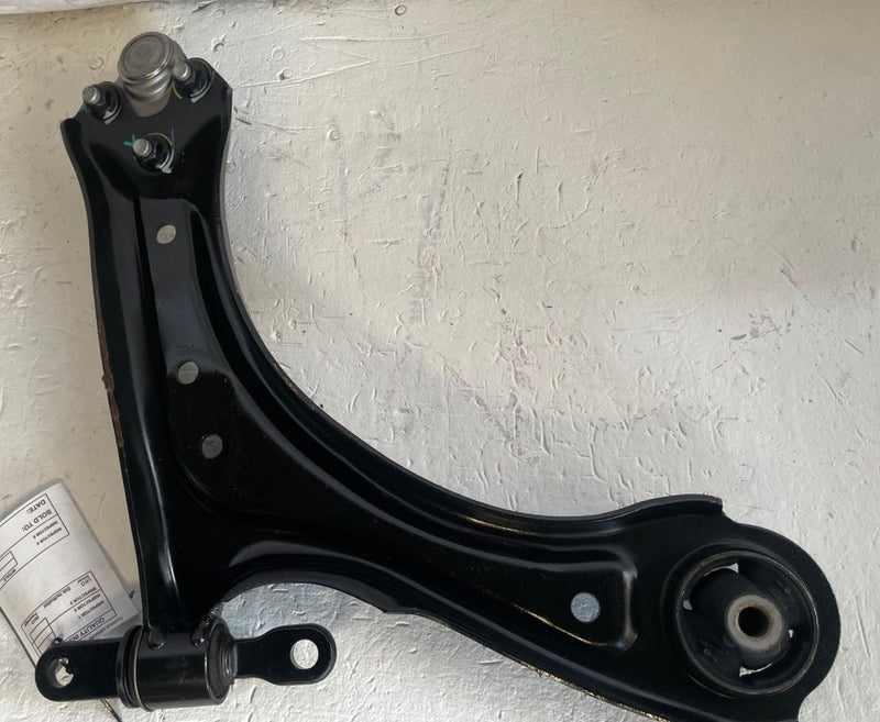 Load image into Gallery viewer, 2022-2026 HYUNDAI TUCSON FRONT LEFT DRIVER SIDE LOWER CONTROL ARM 2.5L # 113045
