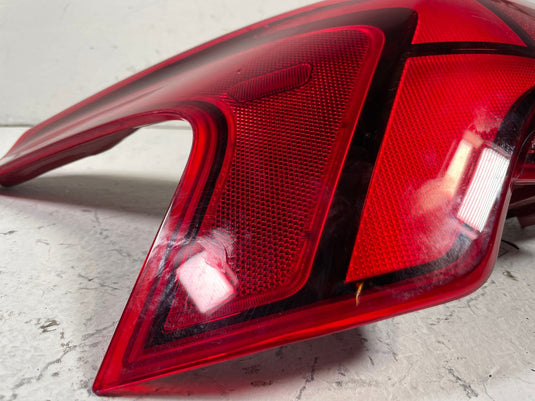 21-23 HYUNDAI SANTA FE REAR LEFT DRIVER SIDE LED OUTER TAIL LIGHT LAMP