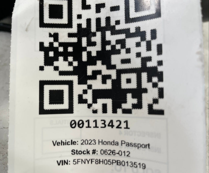 Load image into Gallery viewer, 2019 - 2025 HONDA PASSPORT ENGINE AIR CLEANER INTAKE DUCT TUBE HOSE # 113421
