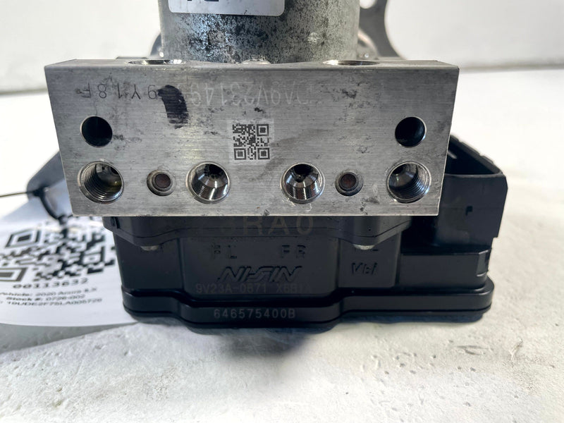 Load image into Gallery viewer, 2018 - 2022 ACURA ILX ABS ANTI LOCK BRAKE PUMP CONTROL MODULE UNIT # 113632
