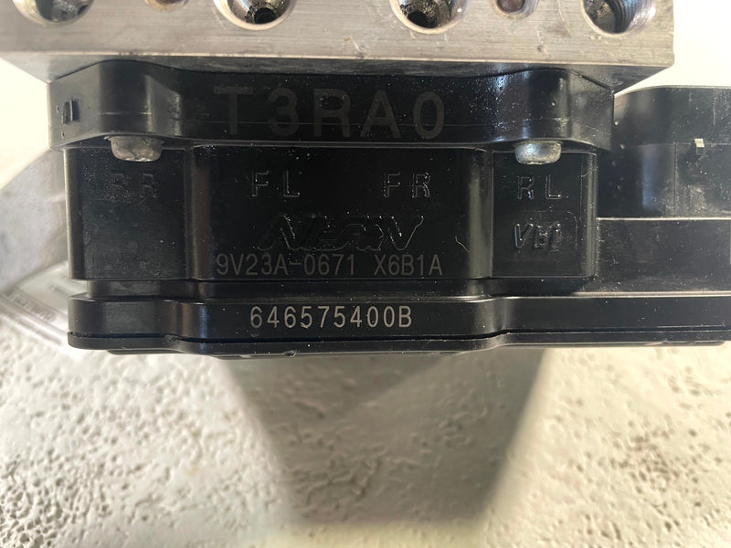 Load image into Gallery viewer, 2018 - 2022 ACURA ILX ABS ANTI LOCK BRAKE PUMP CONTROL MODULE UNIT # 113632
