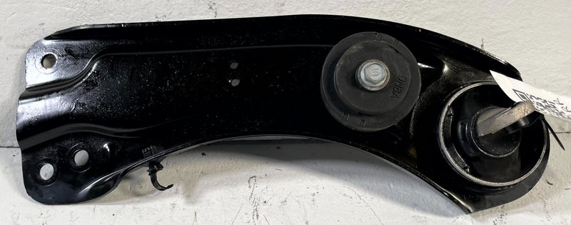 Load image into Gallery viewer, 2021 - 2025 KIA K5 FWD REAR RIGHT PASSENGER SIDE TRAILING CONTROL ARM # 110685
