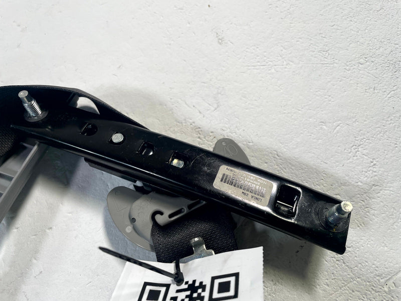 Load image into Gallery viewer, 2016-2022 ACURA ILX FRONT LEFT DRIVER SIDE SEAT BELT RETRACTOR BLACK # 113586
