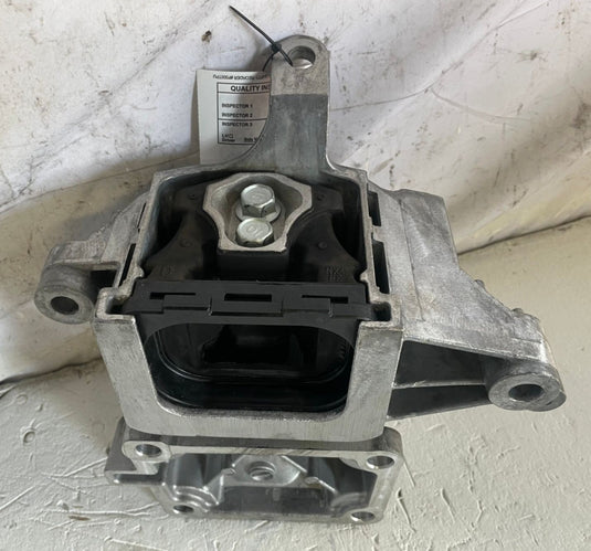 2025-2026 HYUNDAI TUCSON FRONT LEFT AUTO TRANSMISSION MOUNT BRACKET 2.5L
