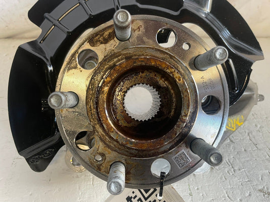 22-26 HYUNDAI TUCSON FRONT RIGHT PASSENGER SIDE SPINDLE KNUCKLE & HUB