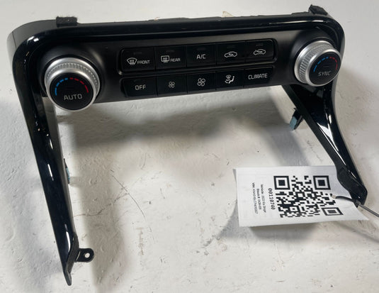 2018-2023 KIA STINGER DASH HEATER CLIMATE CONTROL SWITCH UNIT W/ BRACKET