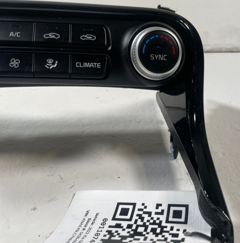 Load image into Gallery viewer, 2018-2023 KIA STINGER DASH HEATER CLIMATE CONTROL SWITCH UNIT W/ BRACKET #110740
