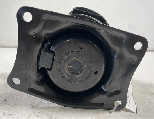2019 - 2025 HONDA PASSPORT FRONT ENGINE MOTOR MOUNT BRACKET INSULATOR