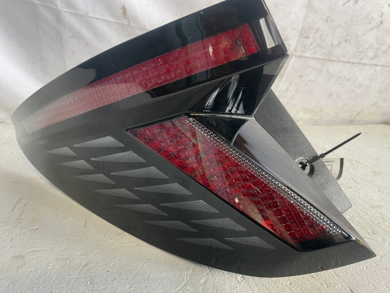 Load image into Gallery viewer, 2022 - 2026 HYUNDAI TUCSON REAR LEFT DRIVER SIDE OUTER TAILLIGHT LAMP # 113048
