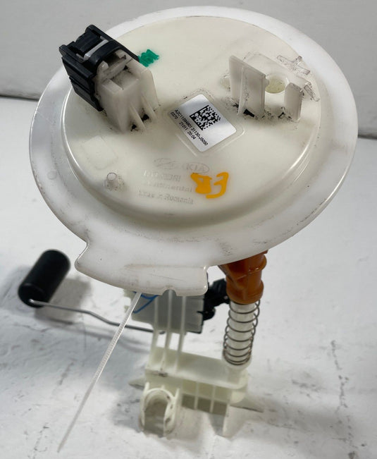 2021 - 2023 KIA STINGER FUEL GAS TANK PUMP SENDING UNIT LEVEL SENSOR