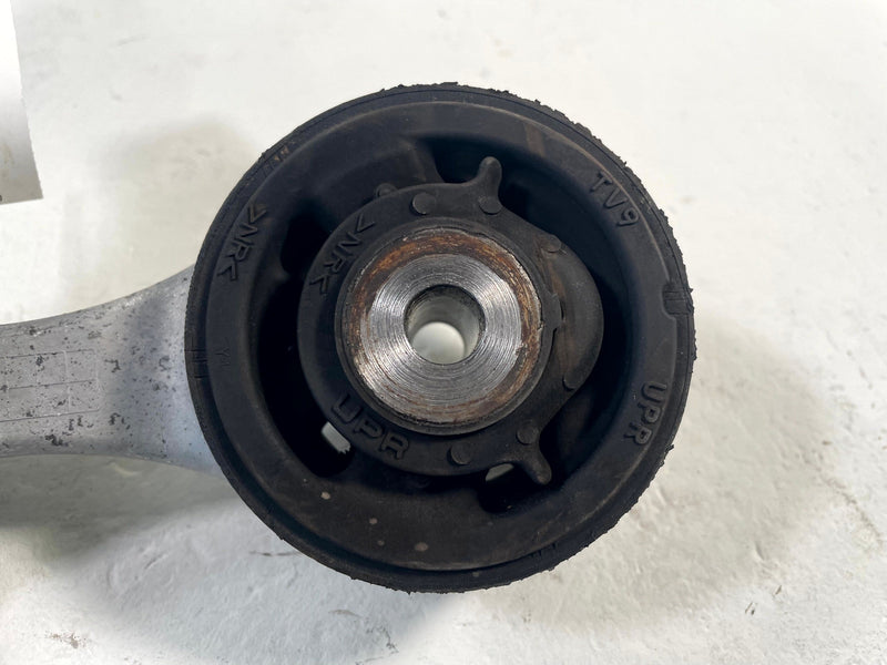 Load image into Gallery viewer, 2016-2022 ACURA ILX ENGINE FRAME TORQUE ROD LOWER MOUNT SUPPORT BRACKET # 113595
