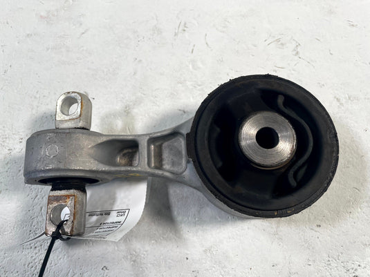 2016-2022 ACURA ILX ENGINE FRAME TORQUE ROD LOWER MOUNT SUPPORT BRACKET