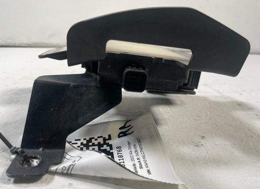 2022 - 2023 KIA STINGER REAR RIGHT DRIVER SIDE RADAR SENSOR W/ BRACKET