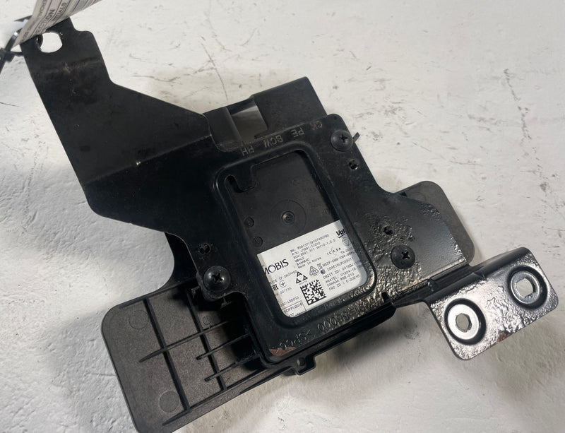 Load image into Gallery viewer, 2022 - 2023 KIA STINGER REAR RIGHT DRIVER SIDE RADAR SENSOR W/ BRACKET # 110768
