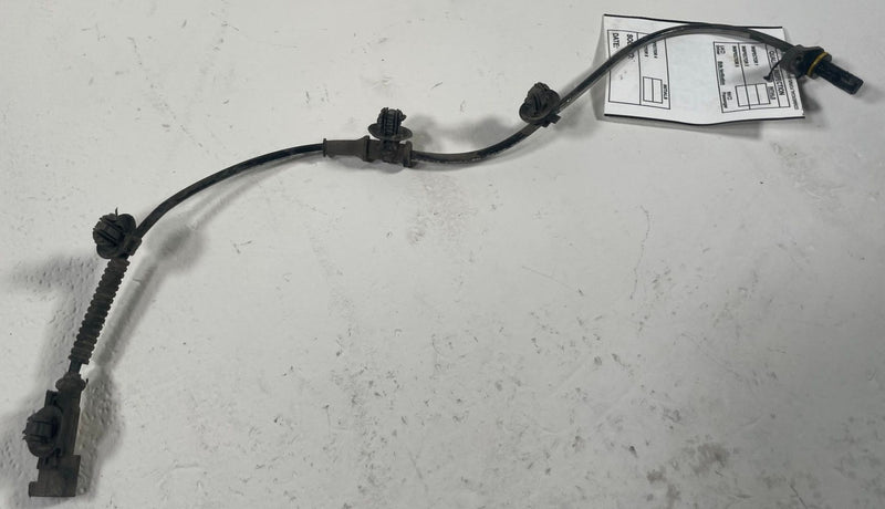 Load image into Gallery viewer, 2019-23 FORD RANGER REAR LEFT OR RIGHT SIDE ABS WHEEL SPEED SENSOR 2.3L # 112180
