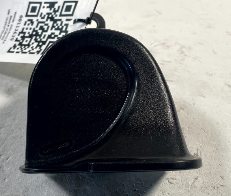 Load image into Gallery viewer, 2019-2022 ACURA ILX LOW PITCH NOTE TONE HORN SIGNAL ALARM 38100-TZ3-A01 #113629
