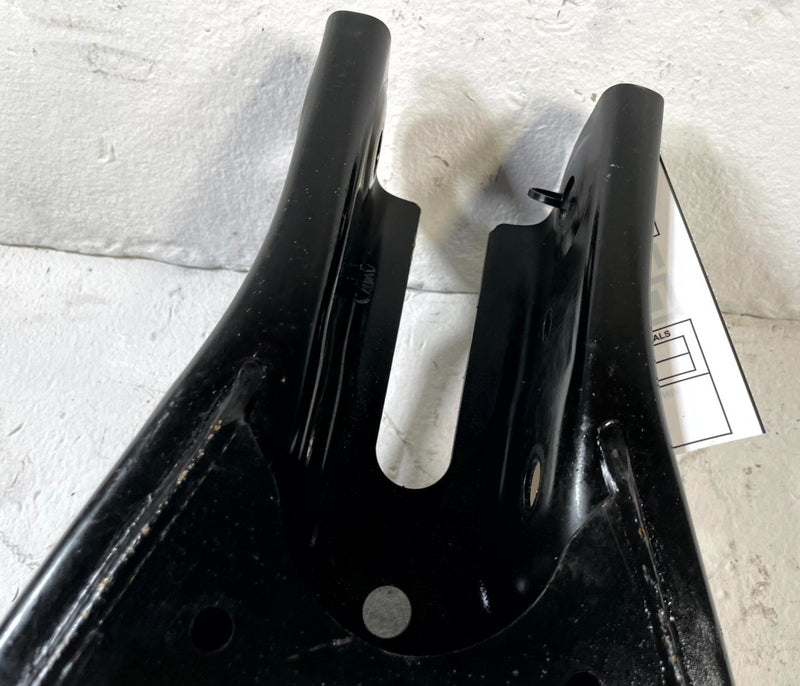 Load image into Gallery viewer, 2021 - 2026 KIA K5 SEDAN REAR RIGHT PASSENGER SIDE LOWER CONTROL ARM # 110686
