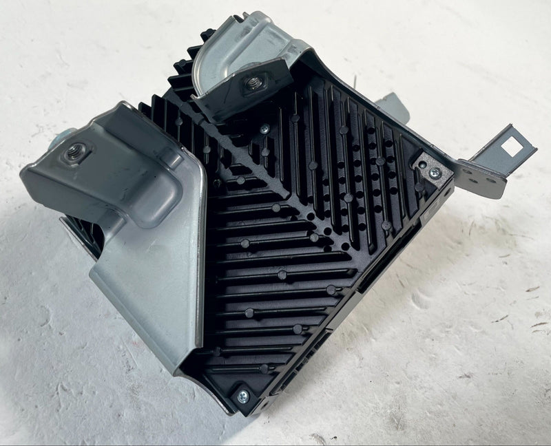 Load image into Gallery viewer, 2016-2022 ACURA ILX RADIO AUDIO AMPLIFIER CONTROL MODULEL UNIT W/BRACKET #113631
